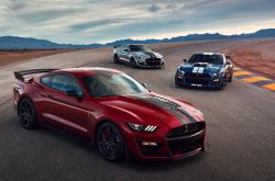 LOL决赛-轮胎尖叫与心跳共鸣，浓眉用实力在F1街道赛之夜完成加冕