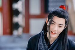 英雄联盟总决赛-跨界奇迹，新疆队爆冷击败灰熊，NBA季后赛历史性焦点战回顾