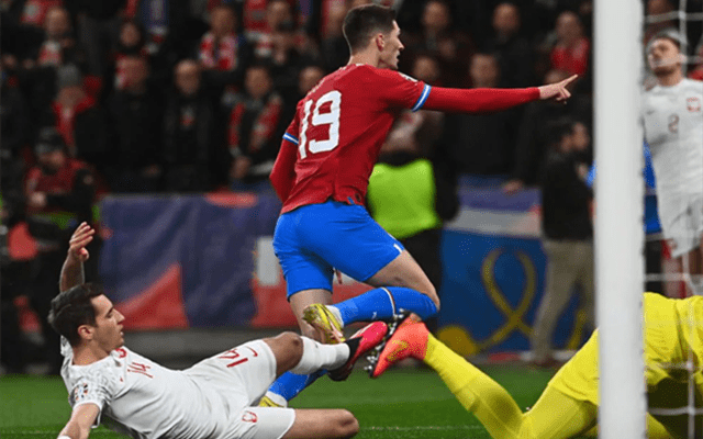 波兰逆转捷克,晋级欧锦赛强赛 波兰逆转捷克,晋级欧锦赛强赛