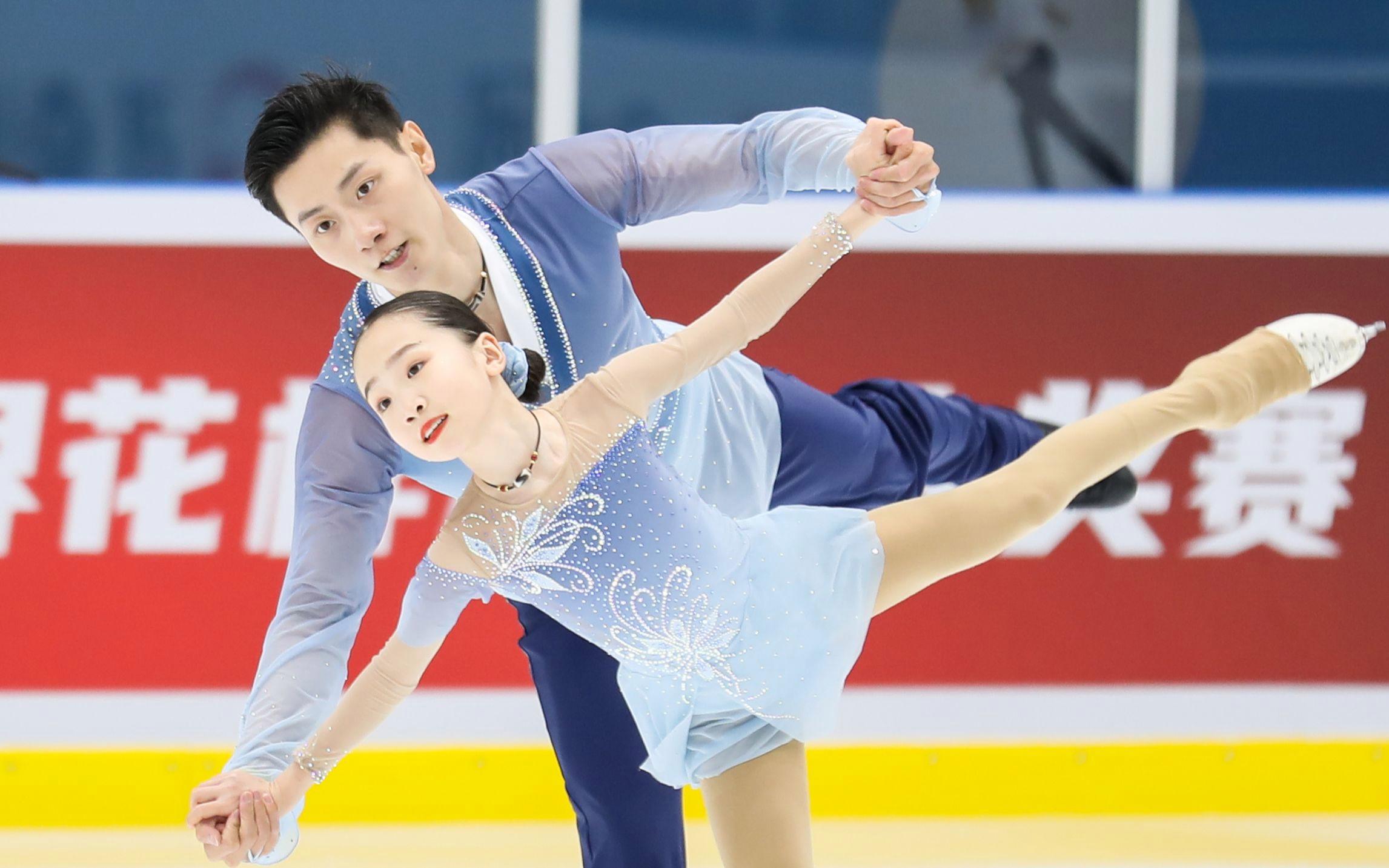 包含双人滑冰选手冰上飞舞夺得冠军的词条 包含双人滑冰选手冰上飞舞夺得冠军的词条