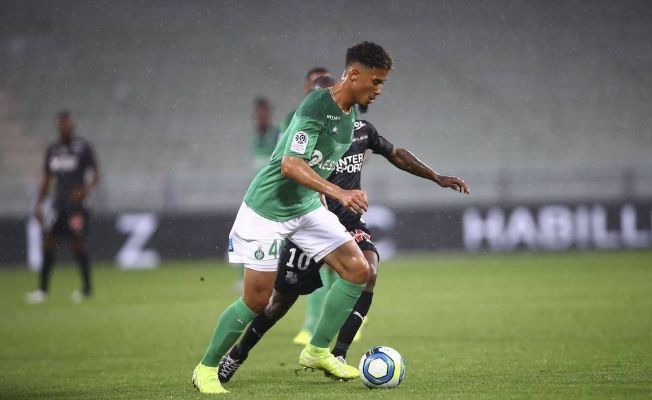 关于圣埃蒂安迎来三连胜：青年队表现出色的信息