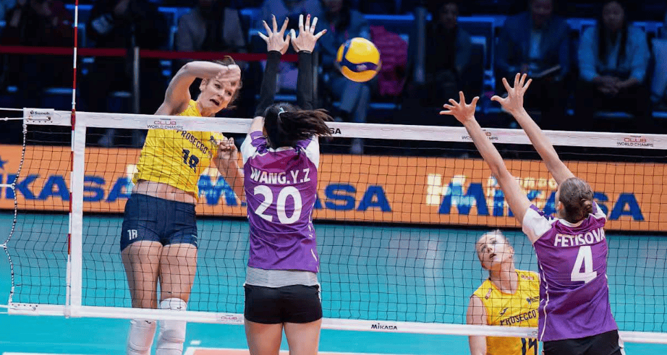 一场经典之战!排球点燃球迷热情 一场经典之战!排球点燃球迷热情