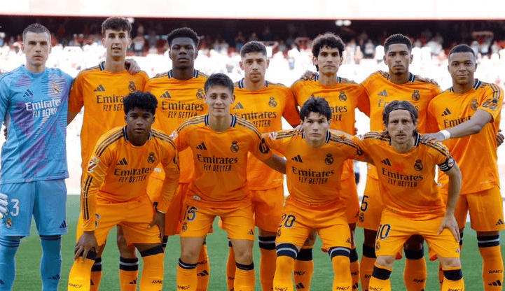 伯明翰城客场大胜，连续击溃对手