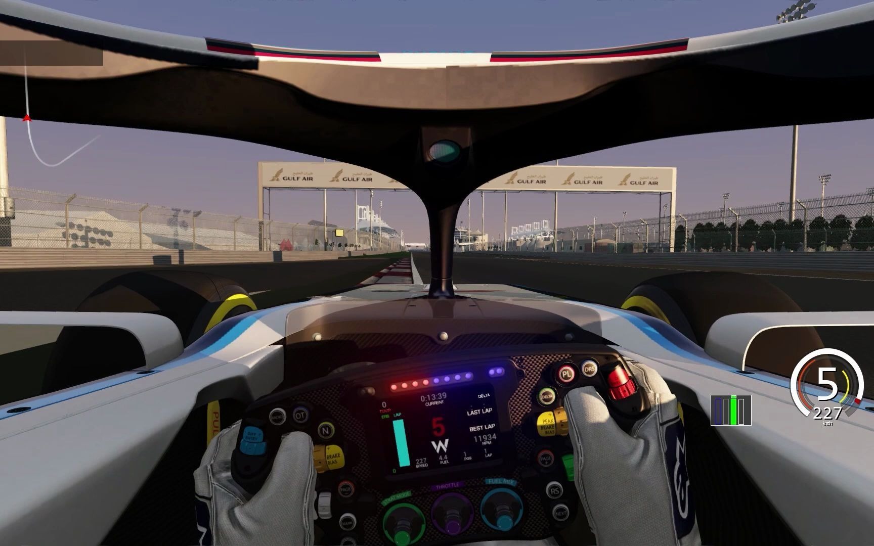 索伯车队横扫威廉姆斯，佩雷兹惊艳四座