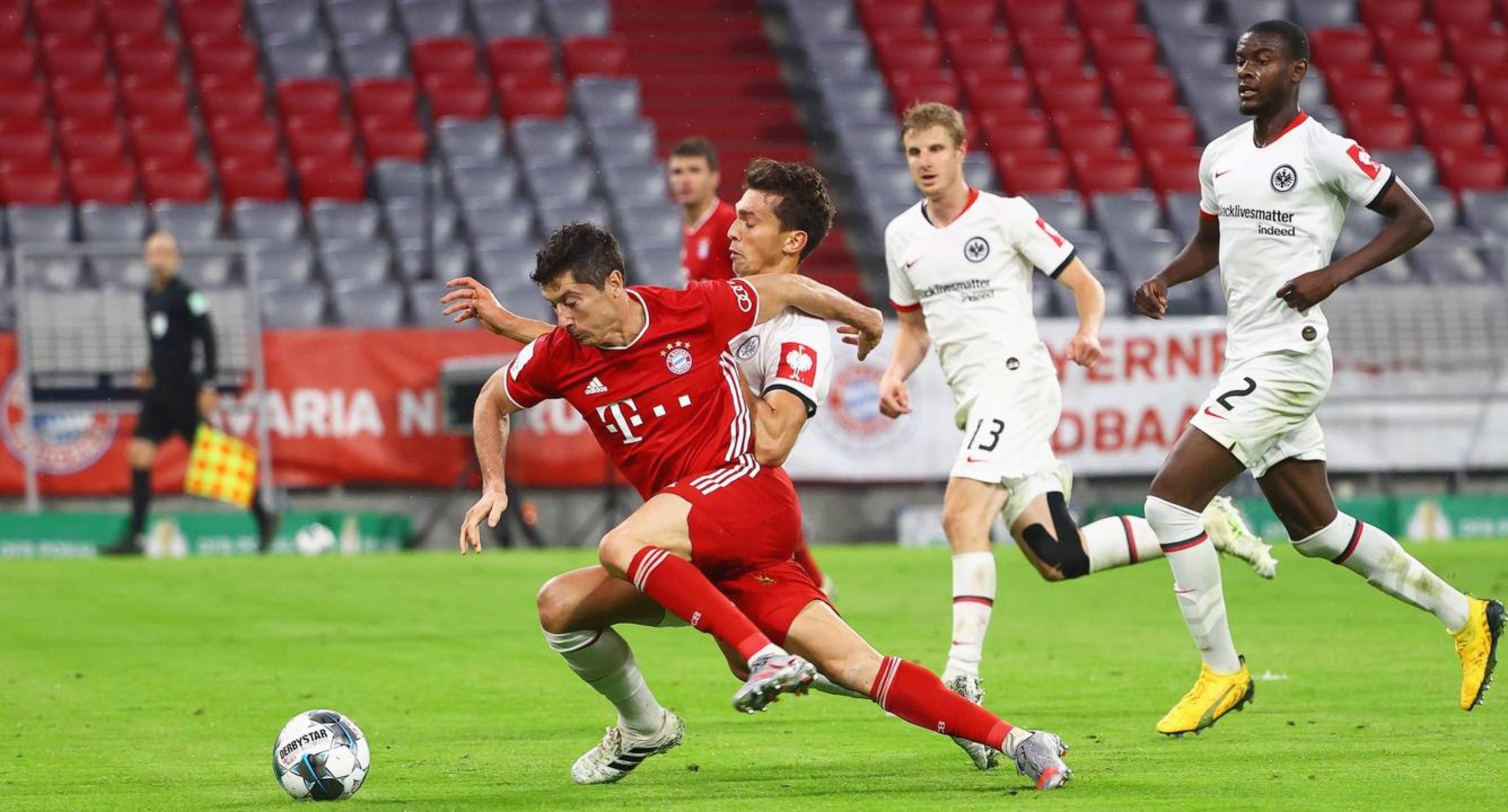 拜仁慘遭淘汰，欧冠梦碎西班牙豪门脚下