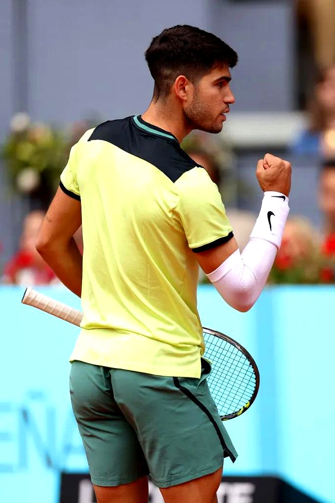 拉沃尔杯翻盘美网，阿尔卡拉斯统治全场