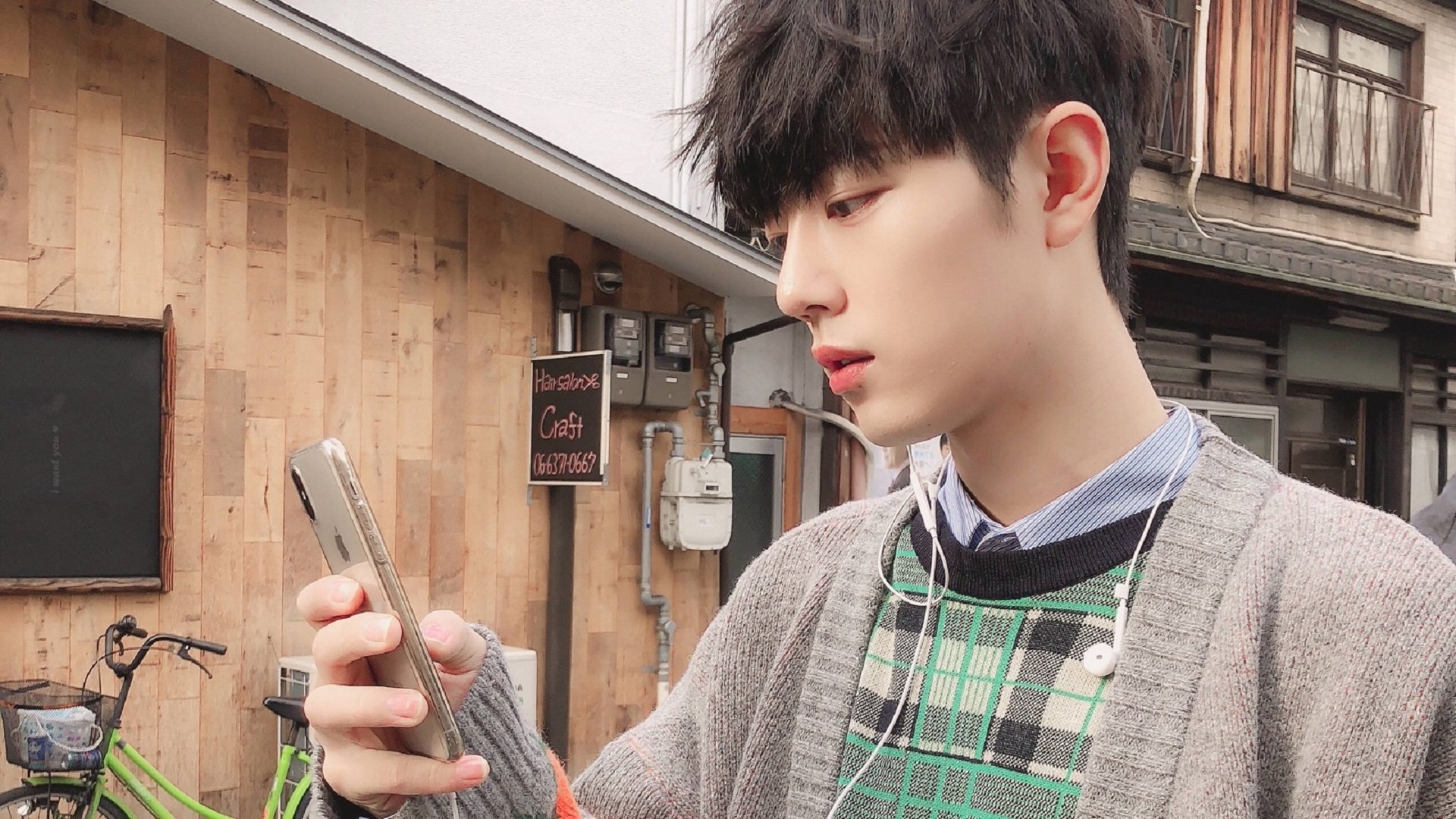 从替补到救世主，阿尔瓦雷斯一箭穿心，曼城险胜罗马晋级八强