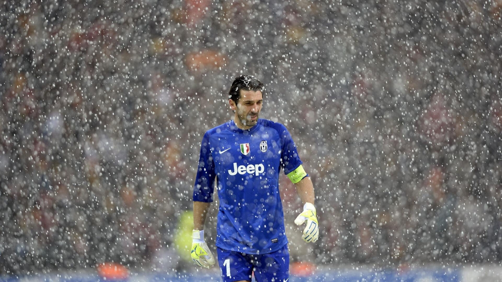 黄黑之墙与孤勇者，当多特蒙德遇见C罗，压力如何锻造传奇