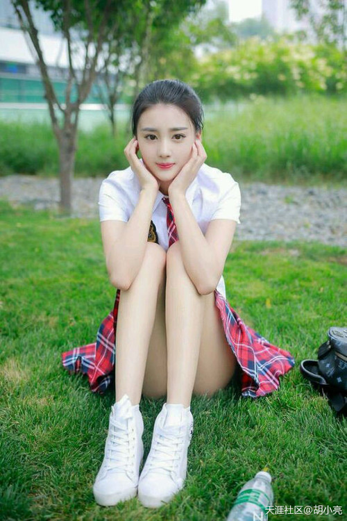 跨域体育盛宴，凯尔特人碾压活塞，武切维奇主宰西甲国家德比