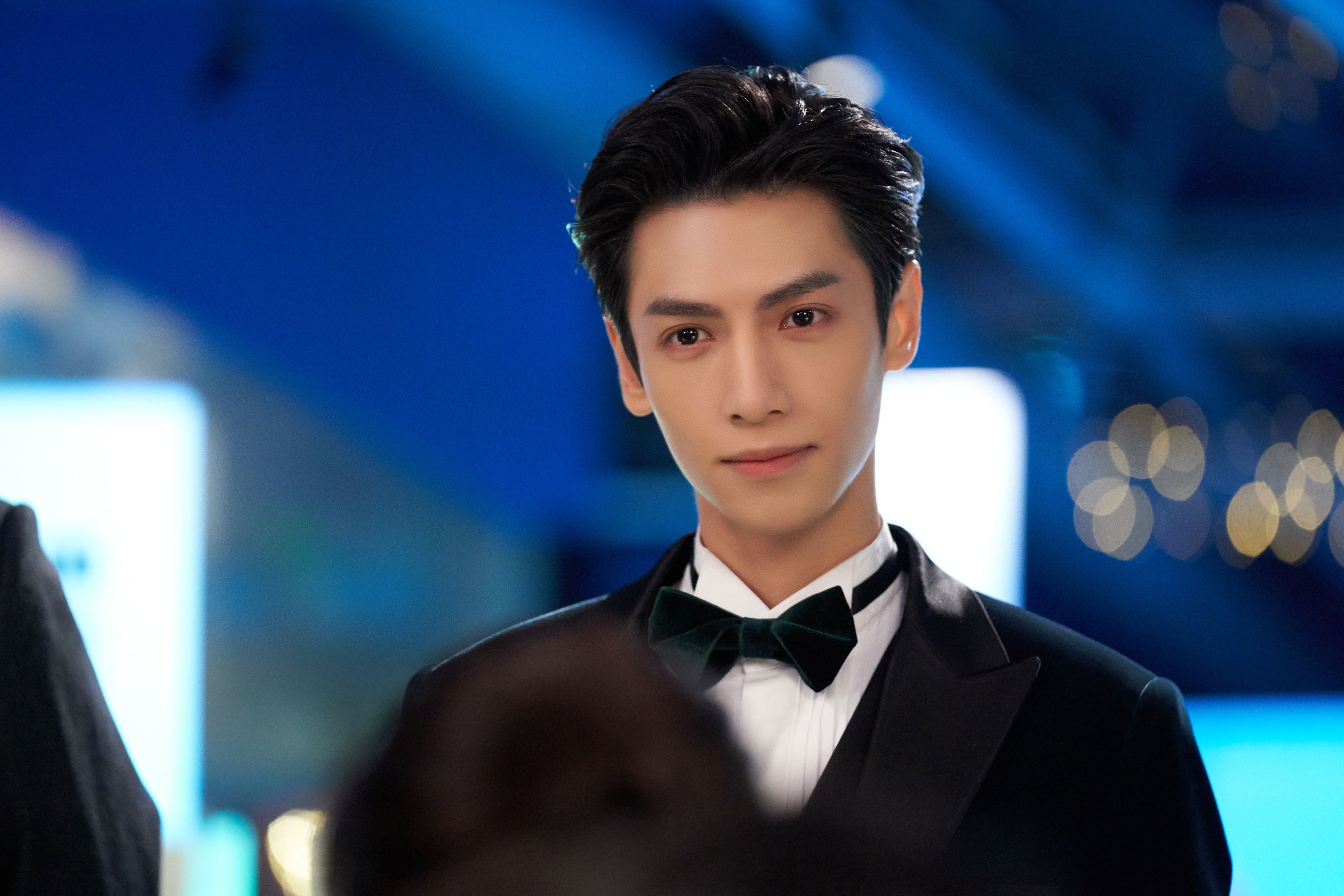 英格兰带走芬兰，当沉睡的巨人醒来，阿坎吉手中的缰绳