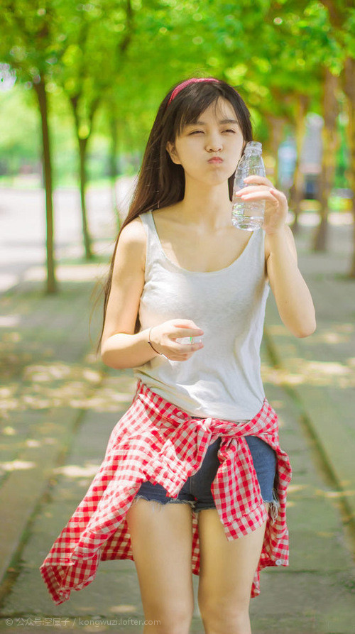 致命一击,德布劳内撕开非洲雄鹰的防线,厄瓜多尔在2026世界杯A组演绎唯一剧本
