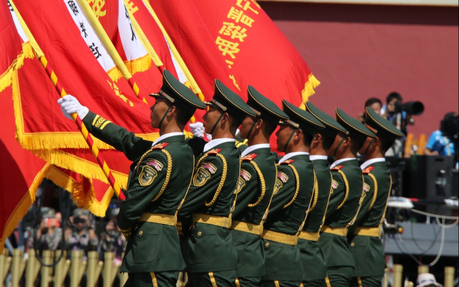 蓝衣陨落之夜，2026世界杯G组关键战，法国大胜芬兰，费利克斯带队书写北欧童话